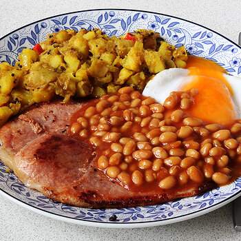 Gammon, sour potatoes, egg and beans 2 s.jpg