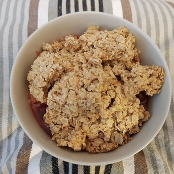 Rhubarb Crumble