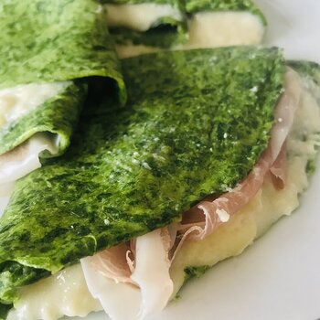 Spinach Crêpes filled with Prosciutto and Cheese.jpeg