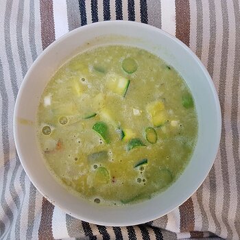 Sweetcorn and courgette soup