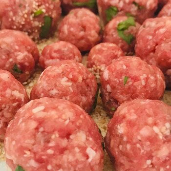 Pork/Beef minced meatballs.jpeg