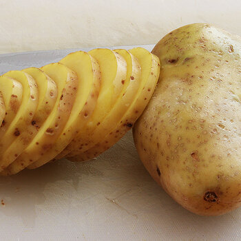 Sliced potatoes s.jpg