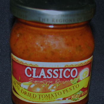Classico Sun Dried Tomato Pesto