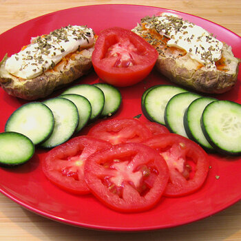 Baked Potato with Cayenne Pepper and Cream Cheese