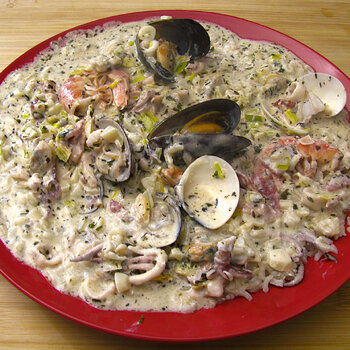 Seafood Medley in Creamy Garlic Wine Sauce