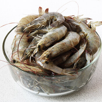 Freshwater prawns raw s.jpg