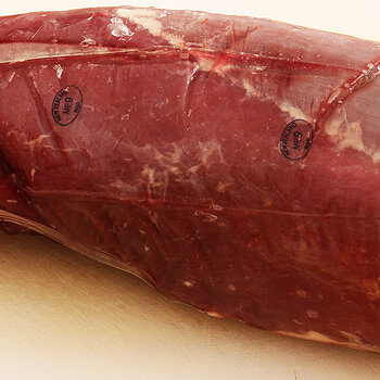 Beef fillet raw 1 s.jpg