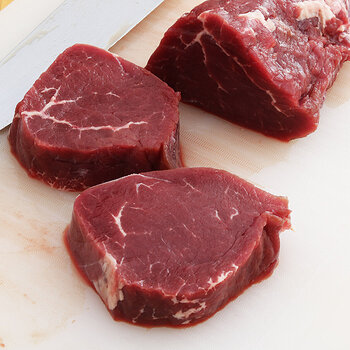 Beef fillet raw 8 s.jpg