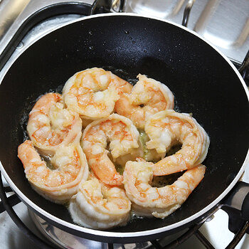 Prawns cooking 2 s.jpg