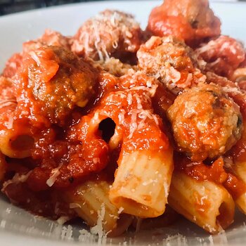 Rigatoni with mini-meatballs.jpeg