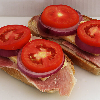 Cheese ham onion tomato 0 s.jpg