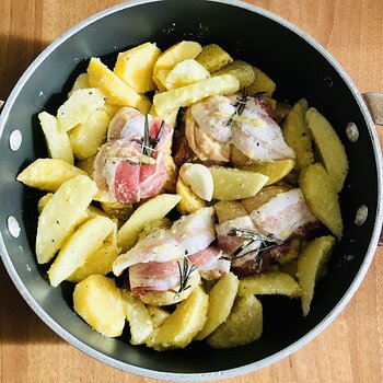 Chicken rolls and roast potatoes.jpeg
