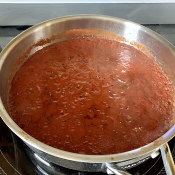 Dark Chocolate Marinara Sauce