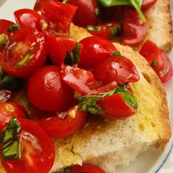 Bruschetta with cherry toms.jpeg