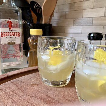 Bee's Knees Cocktails