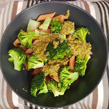 Red Lentil Pasta, Broccoli and Beyond Meat Burger with vegan Pesto