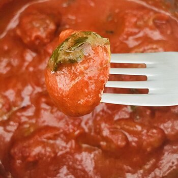 Meatballs in Tomato Sauce.jpeg