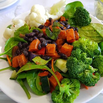 Pumpkin & black bean salad