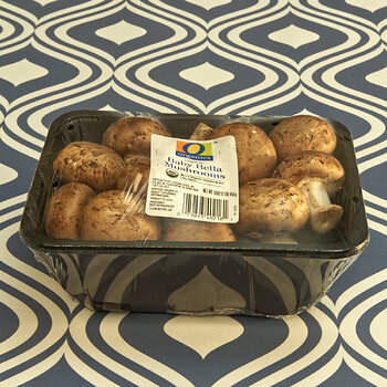 Packaged Crimini Brown Mushrooms