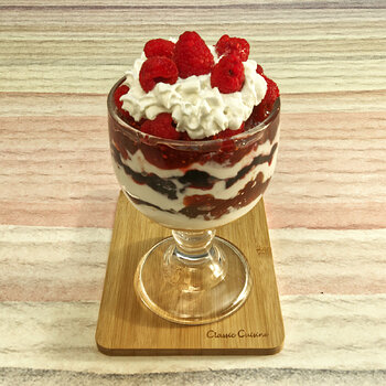 Preserves Raspberry Dessert Cup