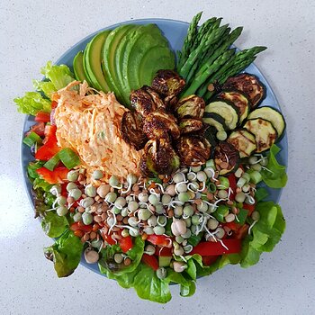 Media 'Sunday Salad' in album 'SNSSO's Salads'
