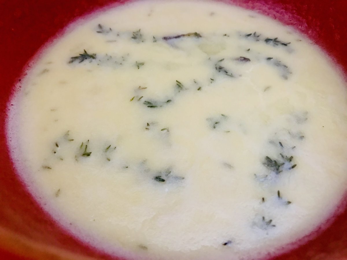 4 cheese sauce flavoured with thyme.jpeg