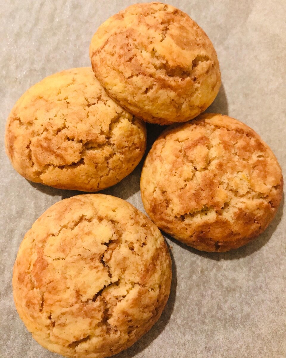 Amaretti Biscuits.jpeg