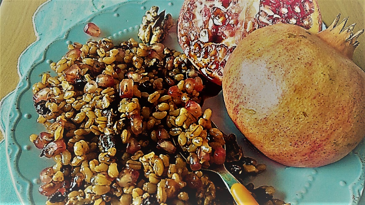 Apulian Wheat Berries with Pomegranate and Mulled Wine.jpg