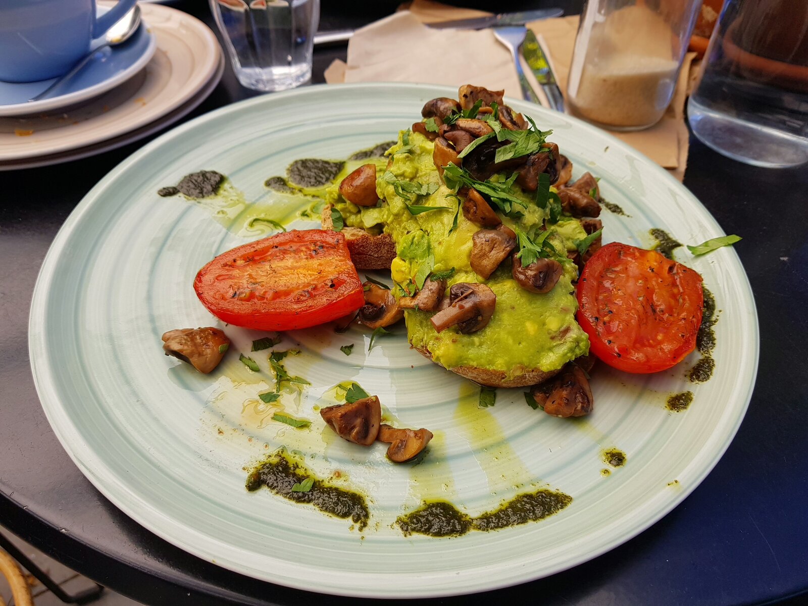 Avocado sourdough toast