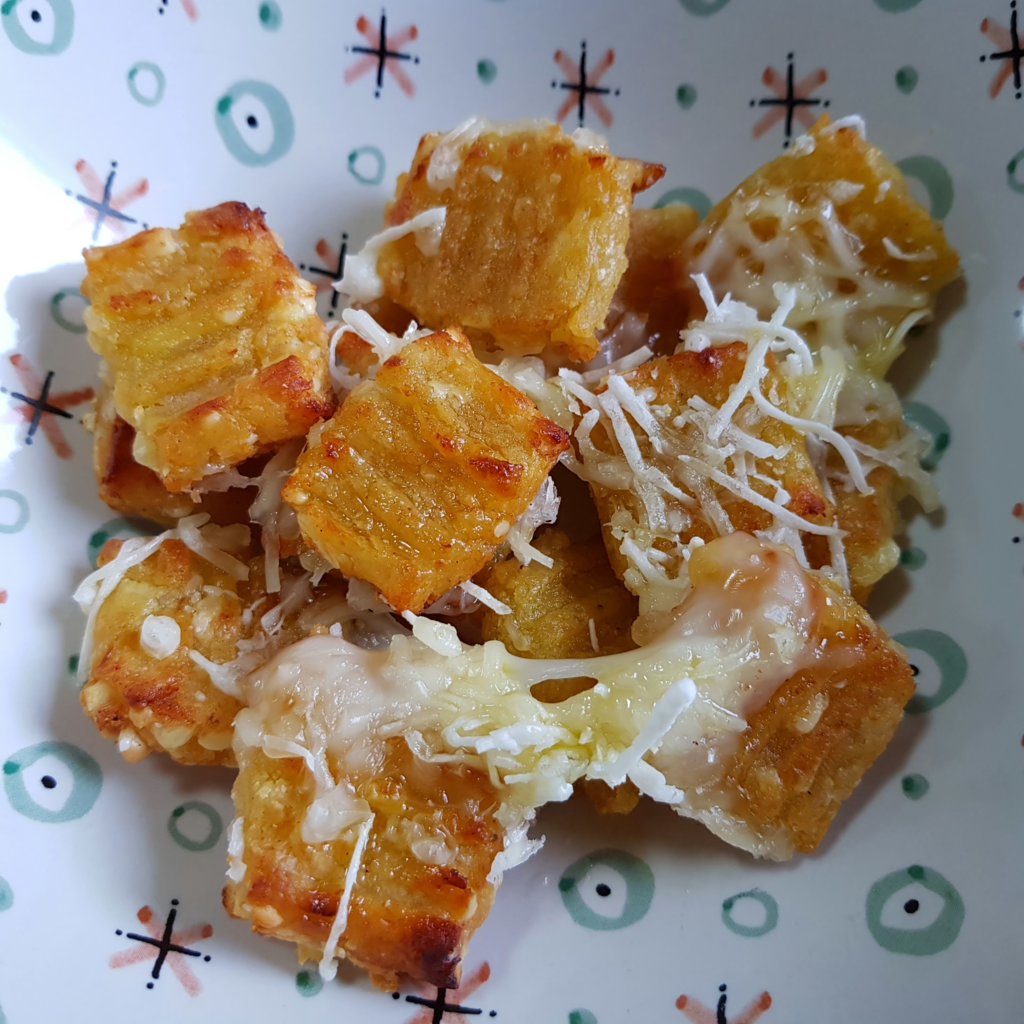 Baked Cauliflower Gnocchi with melted 'Cheese'