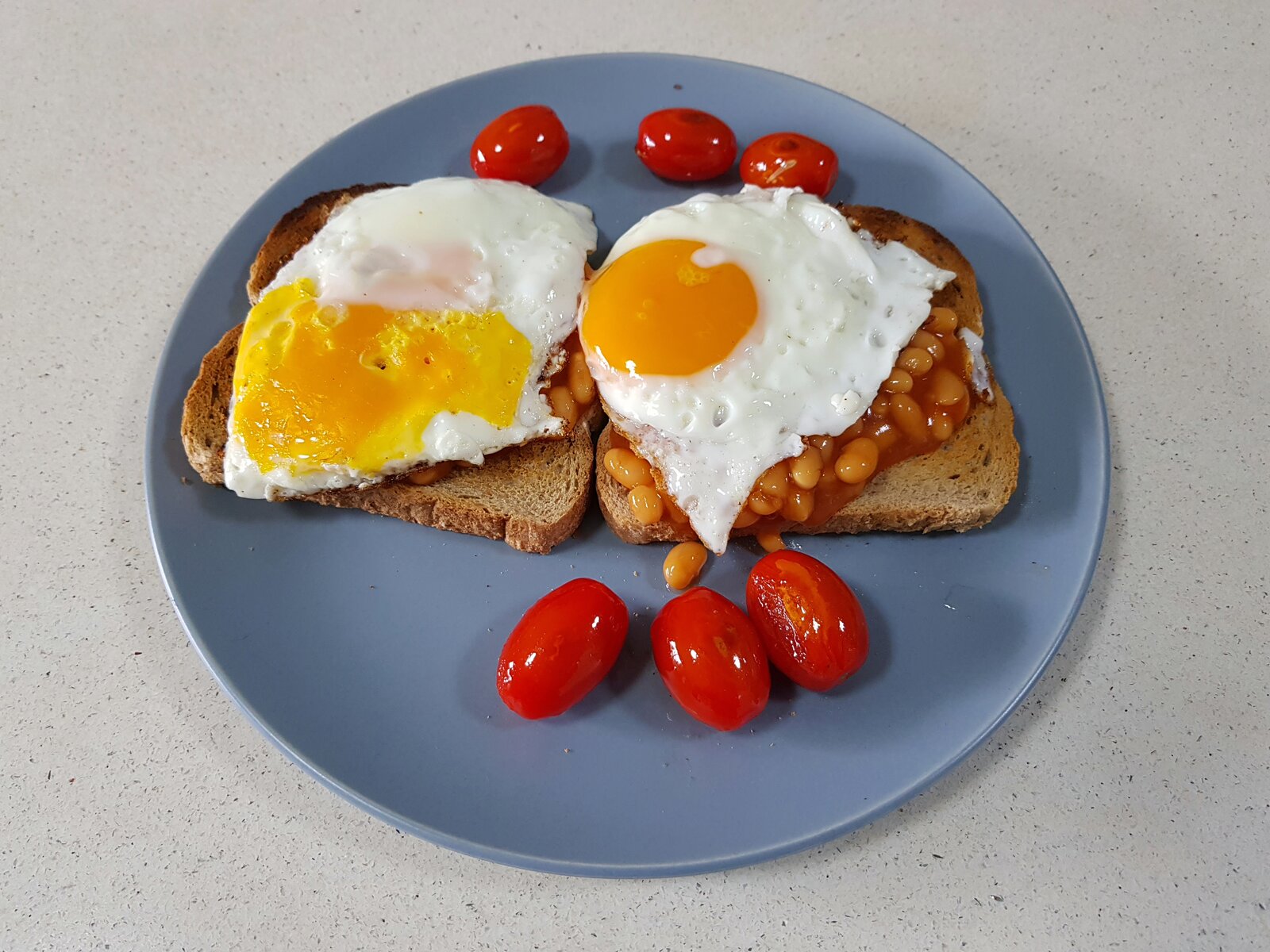 Beans & Egg on toast