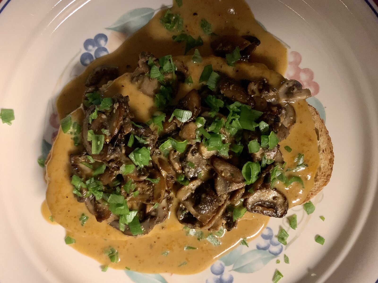 Bistro Mushrooms Over Welsh Rarebit