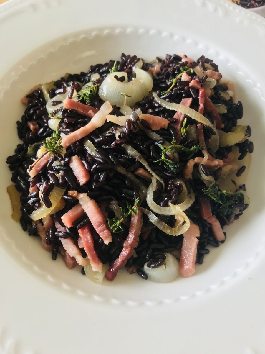 Black Rice with caramelised onion and speck.jpeg