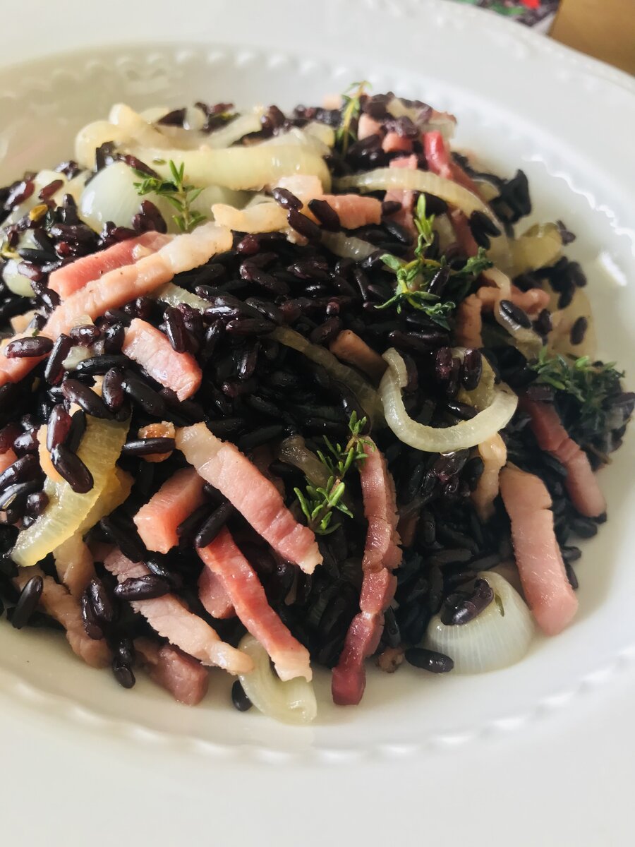 Black Rice with caramelised onion and speck.jpeg