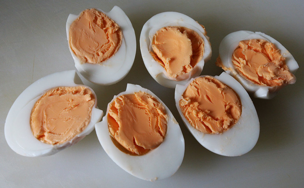 Boiled eggs for tapas.