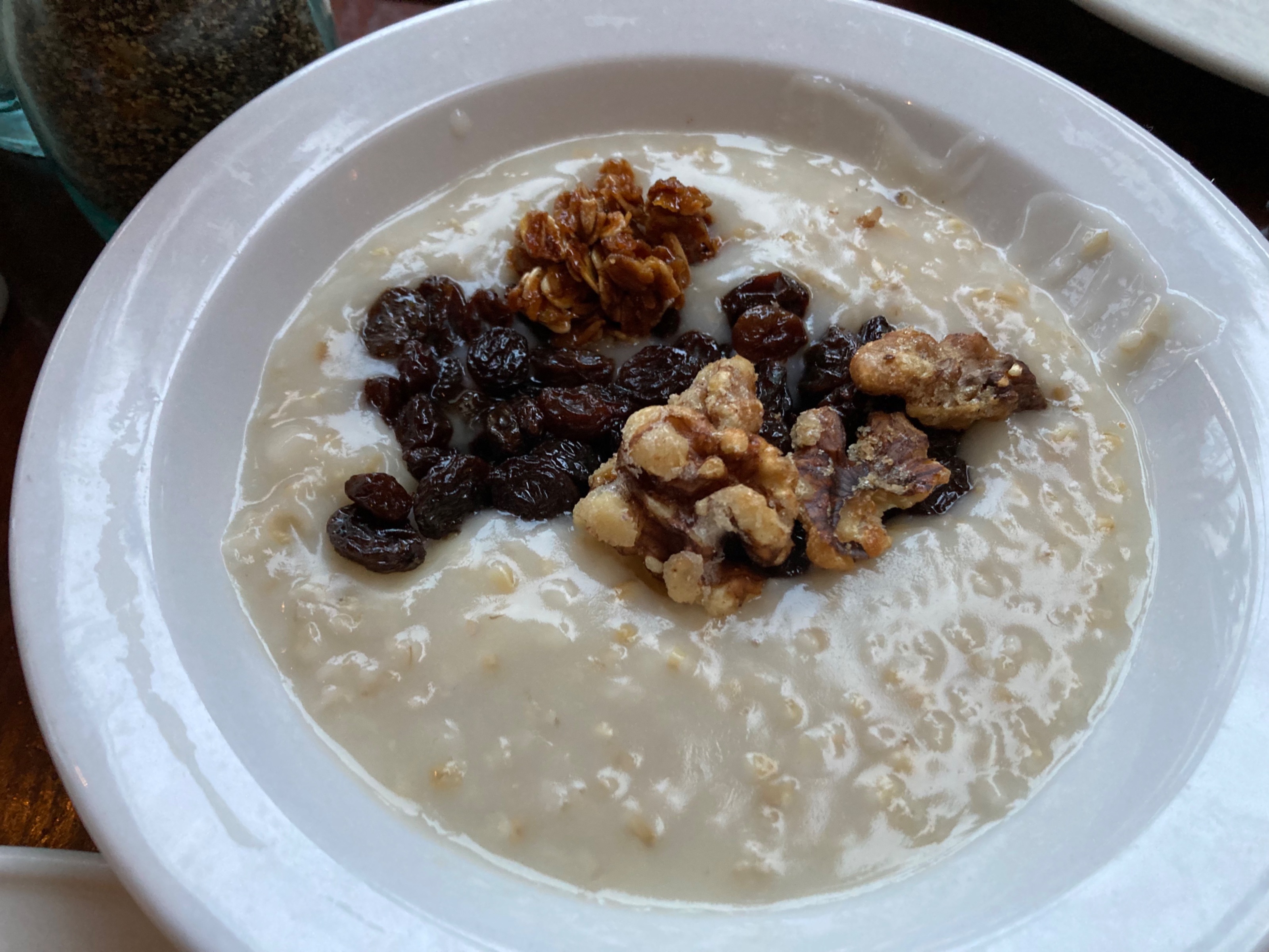 Breakfast at Duke’s Waikiki