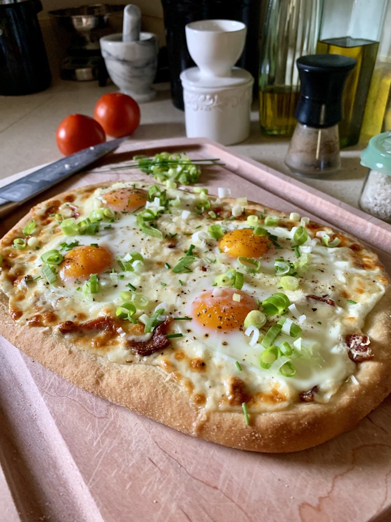 Breakfast Pizza