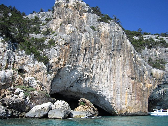 Cala Luna.jpg