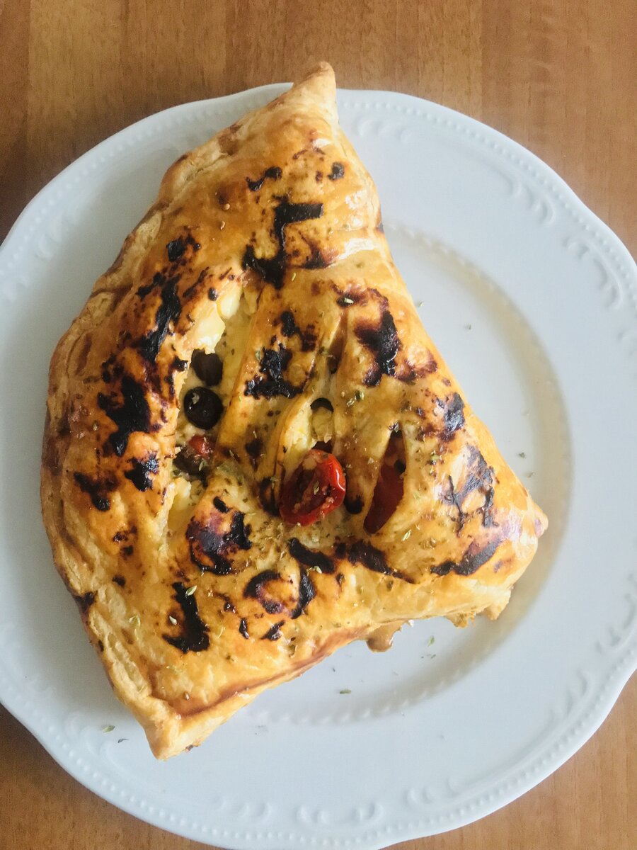 Calzone.jpeg