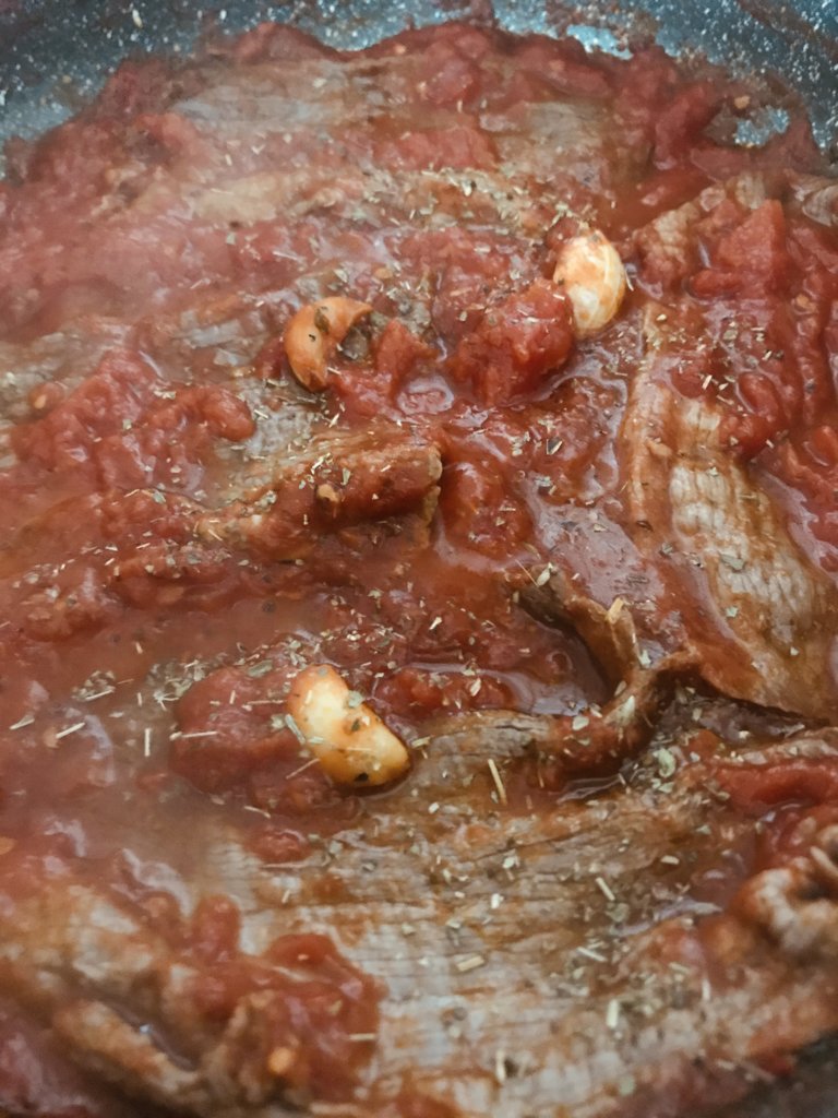 Carne alla Pizzaiola.jpeg