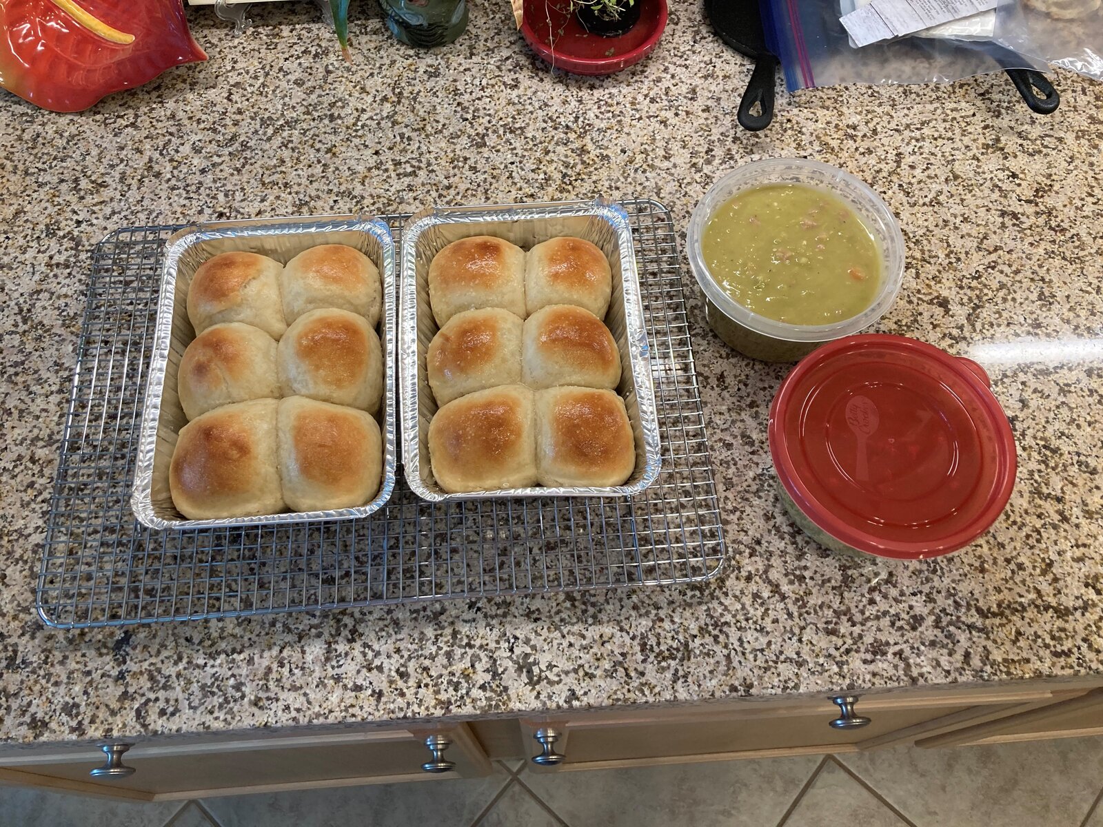 Cast Iron Skillet Rolls To Share