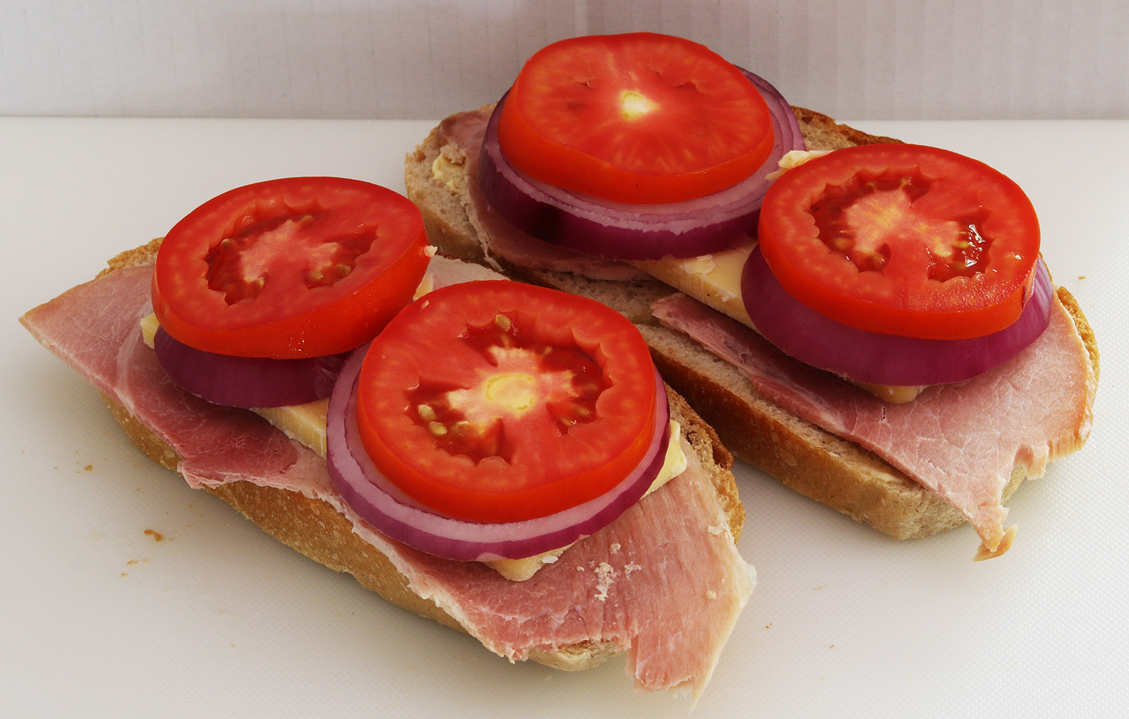 Cheese ham onion tomato 0 s.jpg
