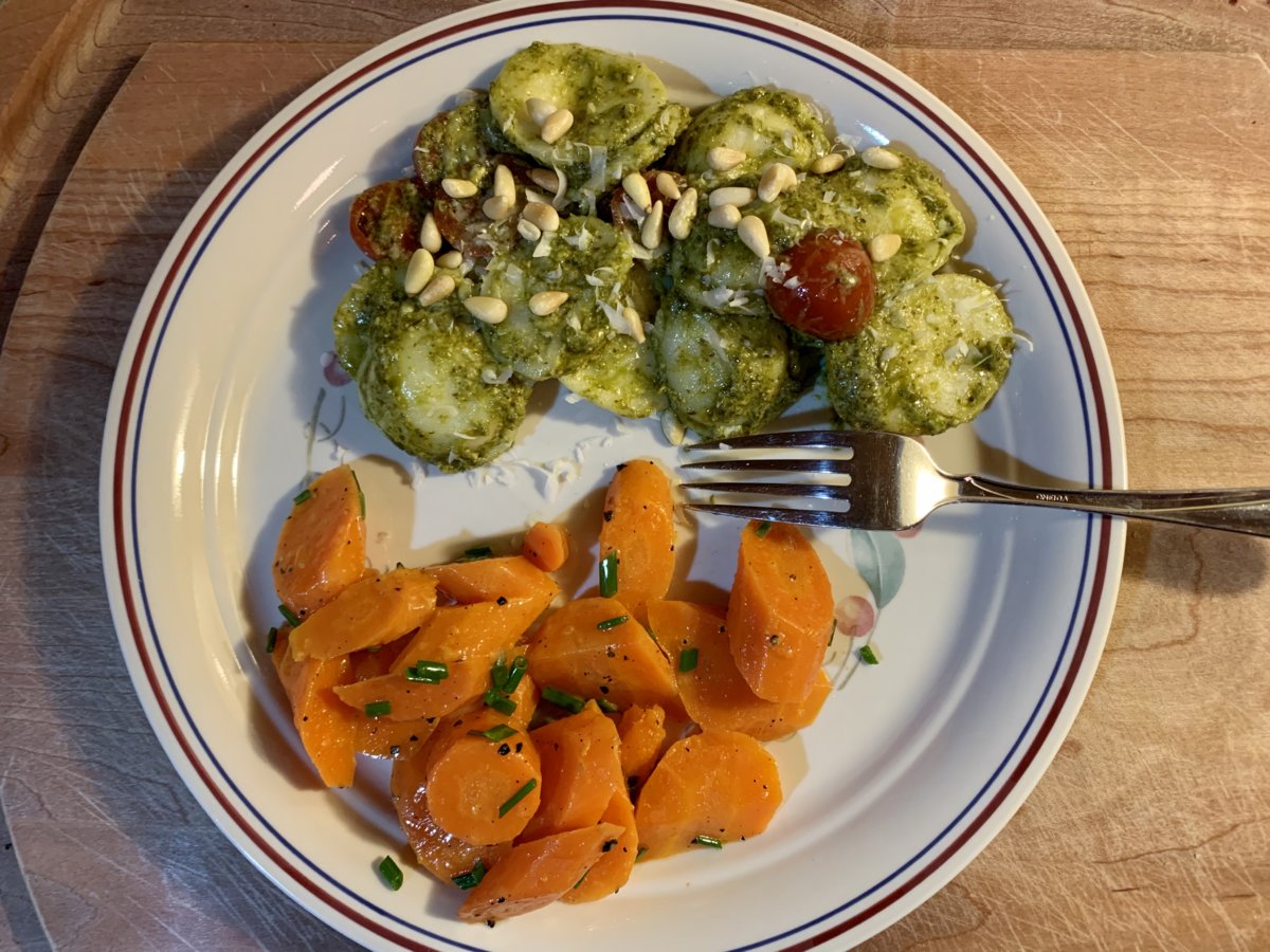 Cheese Ravioli With Pesto And Buttered Carrots