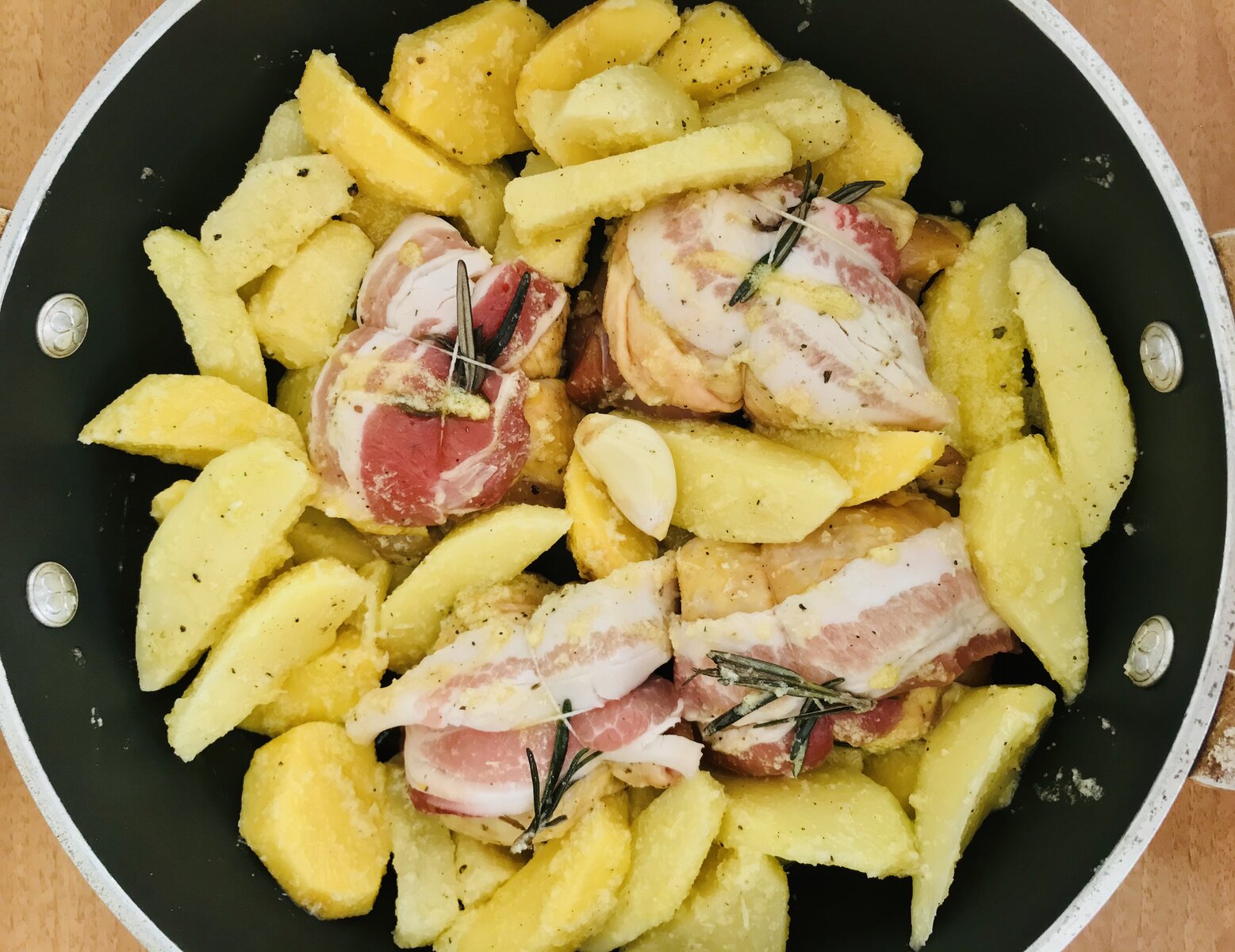 Chicken Rolls and roast potatoes.jpeg