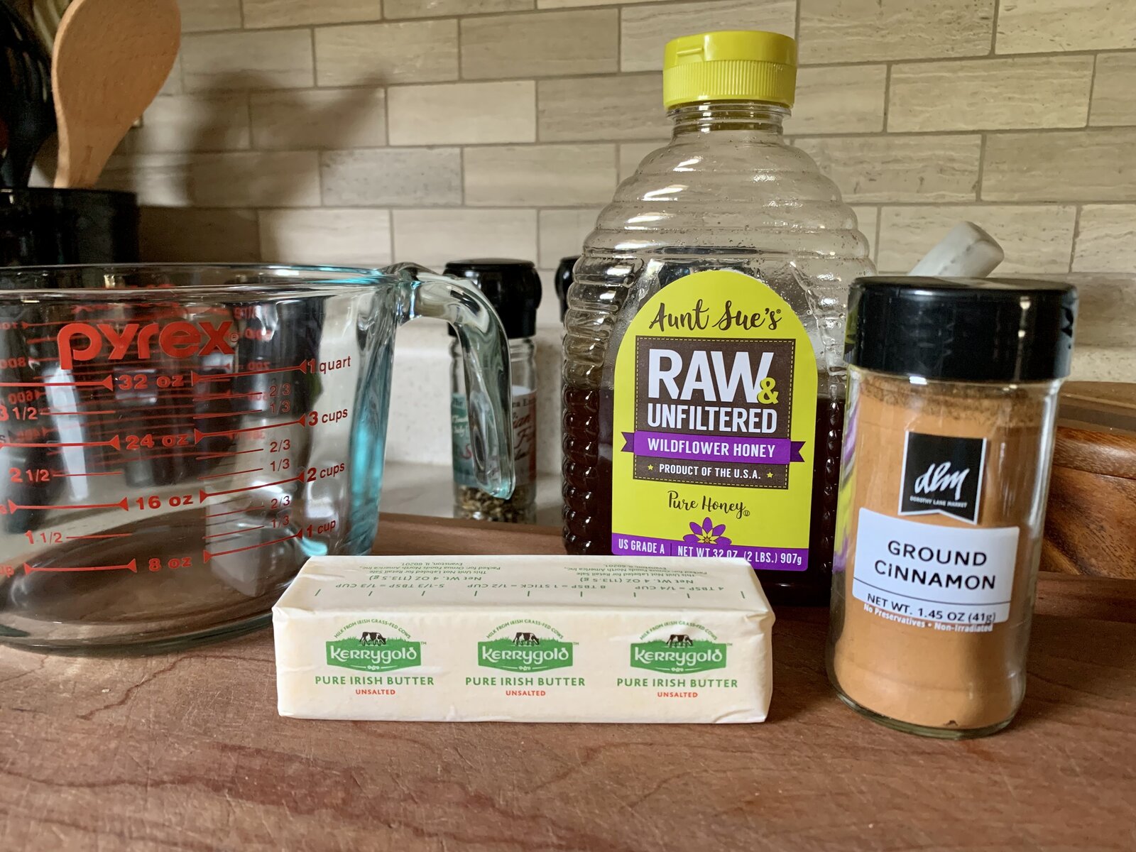 Cinnamon-Honey Syrup Ingredients