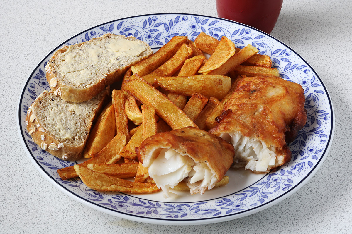 Cod and chips 2 s.jpg