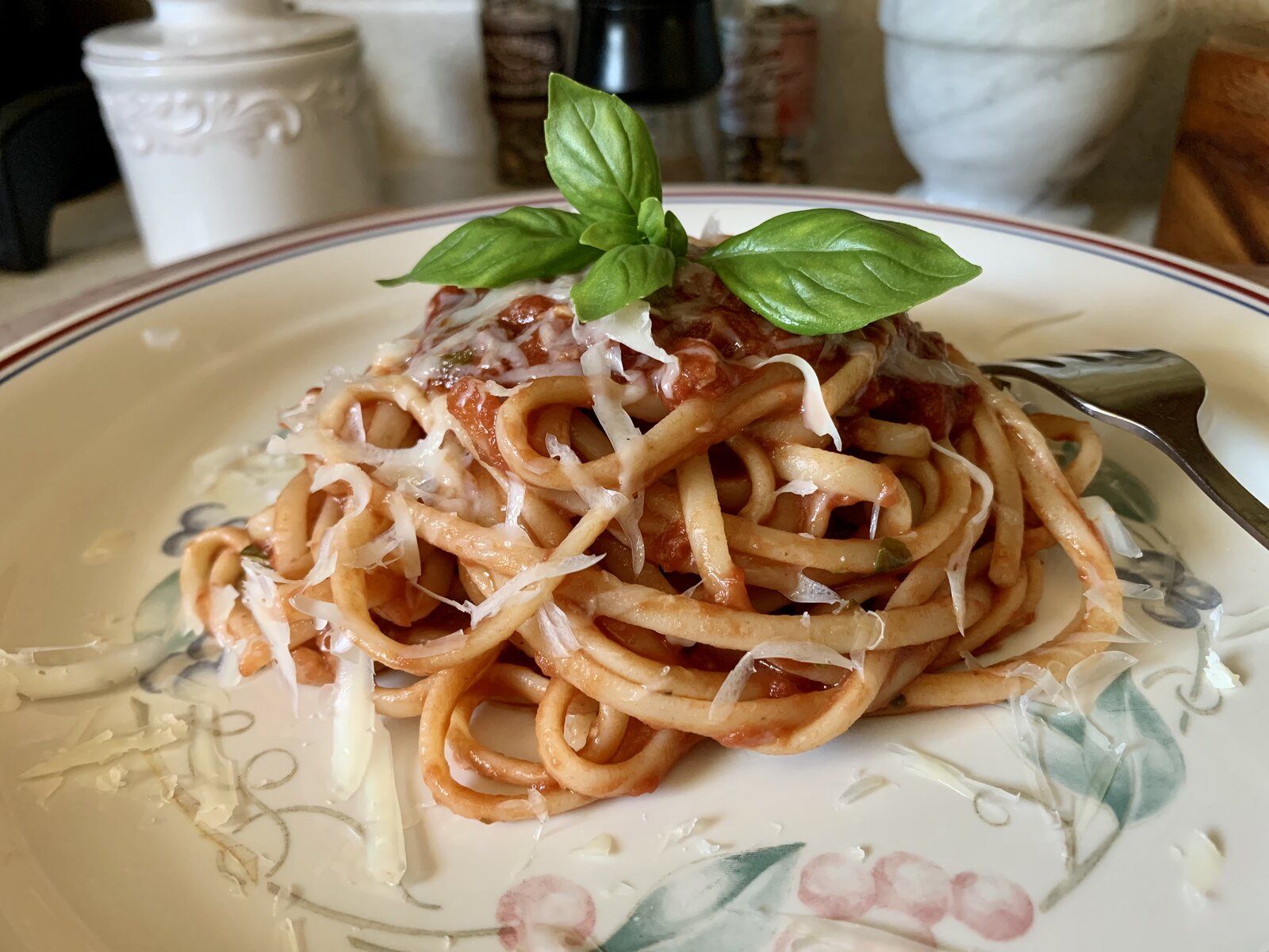 Dark Chocolate Marinara Sauce & Pasta