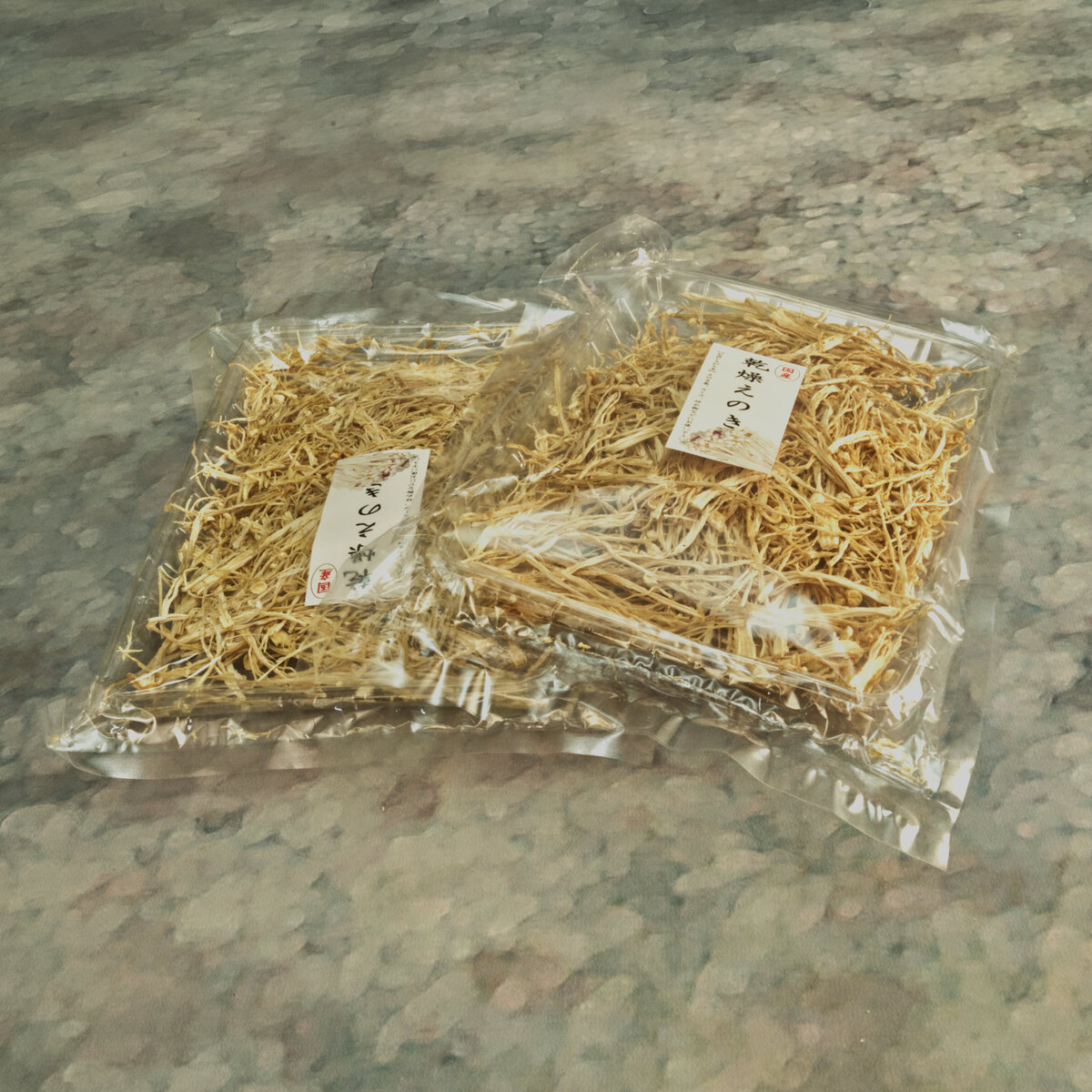 Dry Enoki Mushrooms