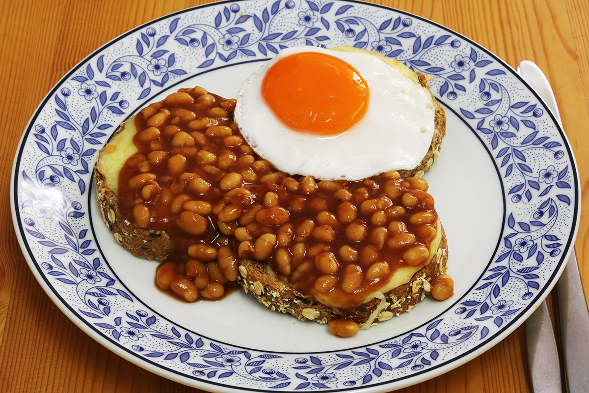 egg, beans, cheese on toast s.jpg