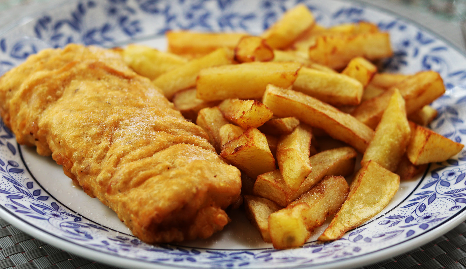 Fish and chips 2 s.jpg